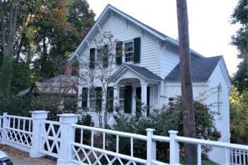 Eastman Law Offices Bank Ext Day lores