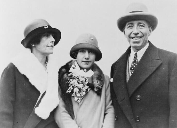 Pierre Cartier with wife and daughter 1