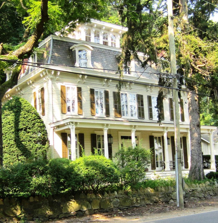 WarrenWilkeyHouse_ext_day_hires