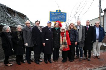 Pomeroy Sign Day RLS Pols Ext Day